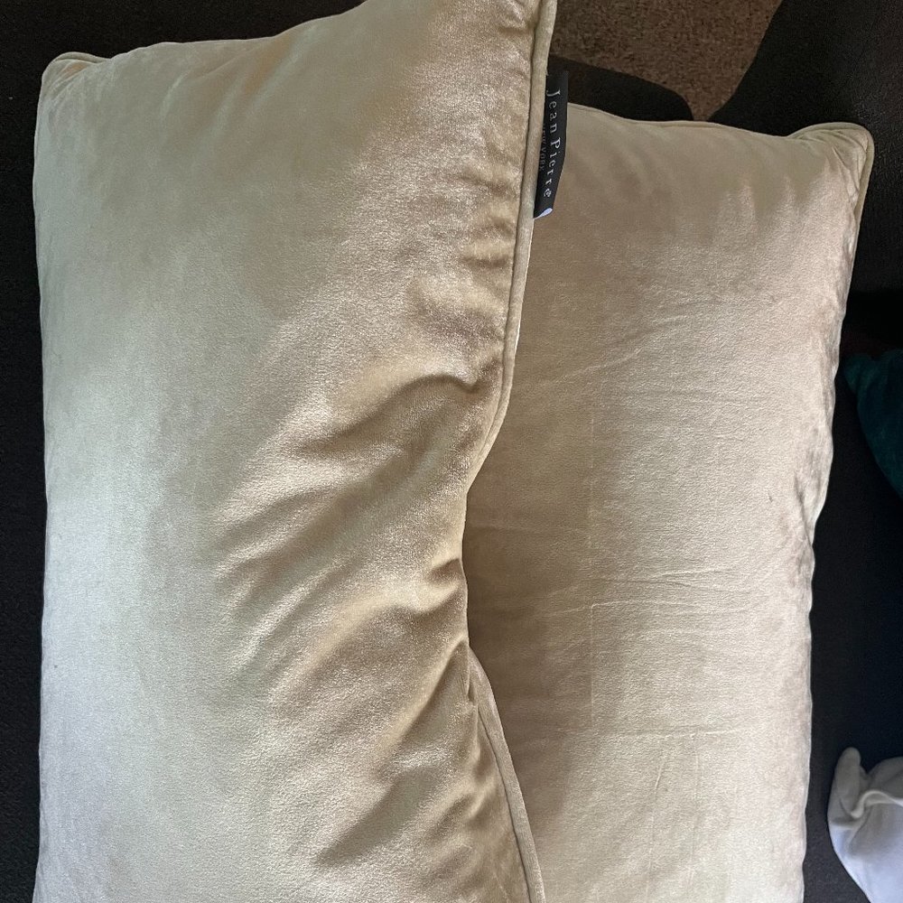 Jean Pierre Cream Pillows